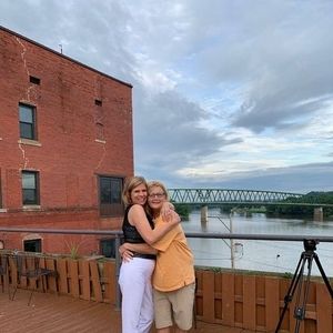 Meet your Posher, Vicky